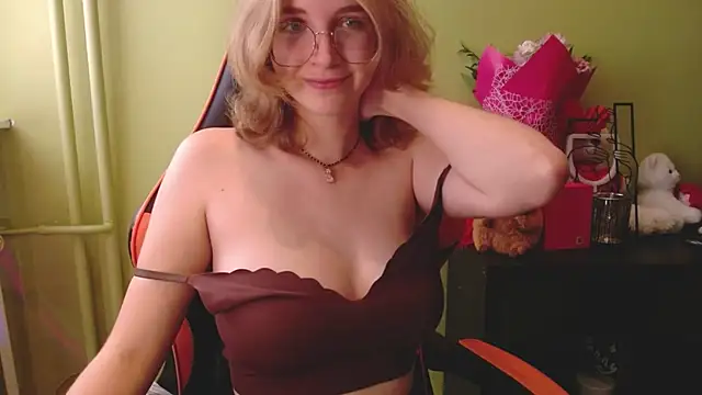 XXX chat uživo modela juicyPenny