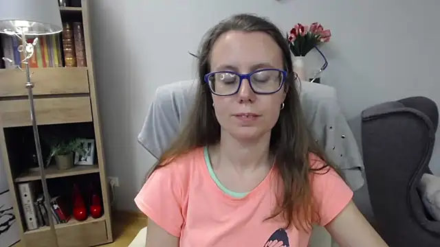 sweetxLizzy Adlı Modelin Canlı XXX Sohbeti