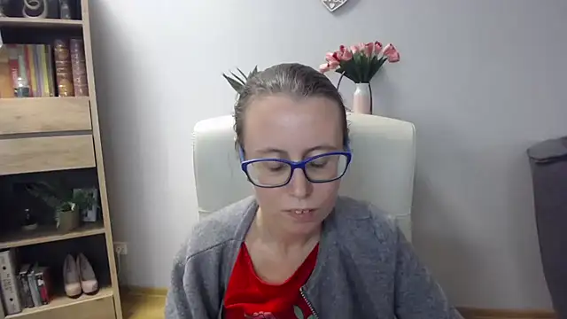 sweetxLizzy Adlı Modelin Canlı XXX Sohbeti