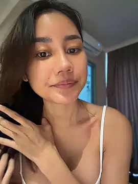 SweetThaiGirlfriend's Webcam Show
