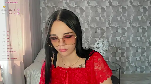 Kseni_a Chat XXX in diretta