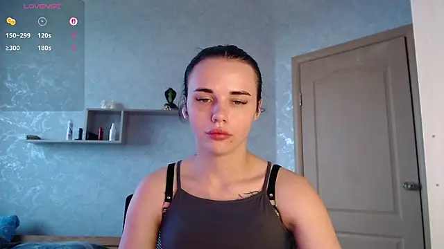 Kseni_a live XXX chat