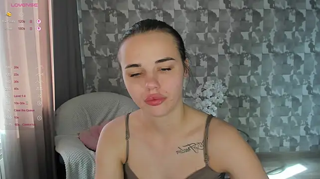 Kseni_a XXX чат на живо
