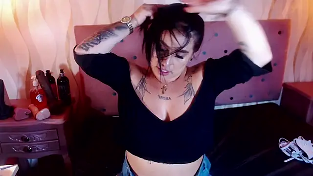 Chat +18 de Milf_NaomiBraunx ao vivo