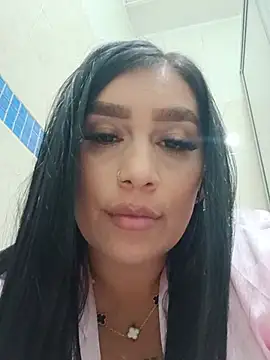 แชท XXX สดของ Milf_NaomiBraunx