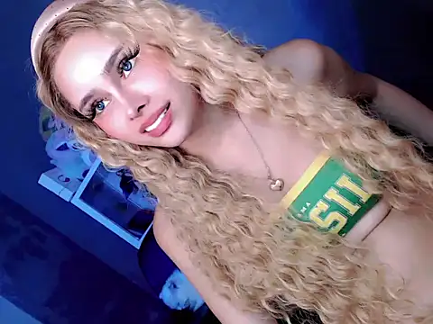 Show modela coffe_cat28 na web-kameri
