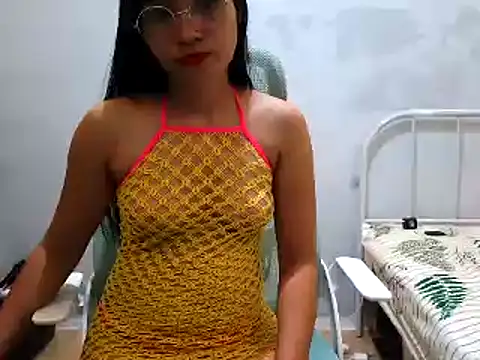 sexypinaybeauty Adlı Modelin Canlı XXX Sohbeti