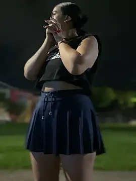 JuanitaMore01's Webcam Show