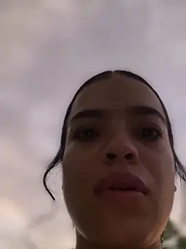 Pokazy przed kamerką – JuanitaMore01