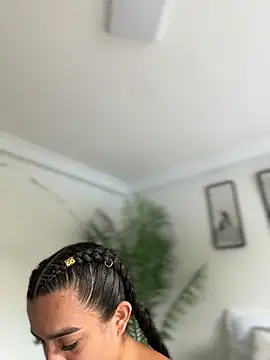 JuanitaMore01 Webcam show