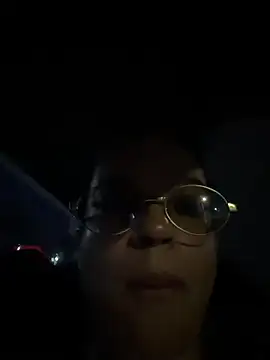 צ'אט XXX בשידור חי של JuanitaMore01