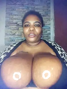 queenbusty's Webcam Show