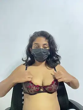 Tsbabylove1のライブXXXチャット