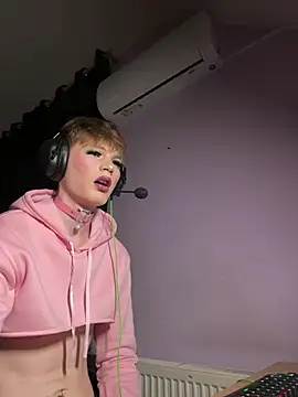 Webkamerová show FemboyShow