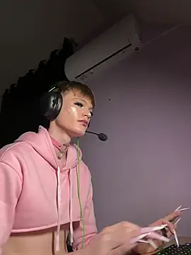 FemboyShow 웹캠 쇼