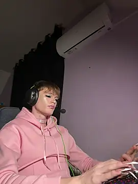 Webkamerová show FemboyShow