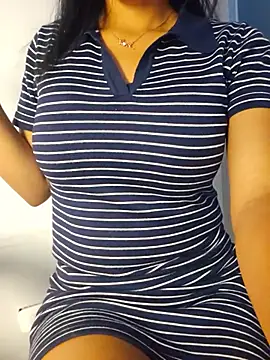 _MissCarla23_ Adlı Modelin Canlı XXX Sohbeti