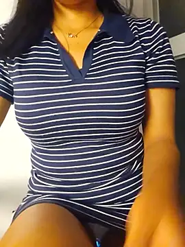 XXX chat uživo modela _MissCarla23_