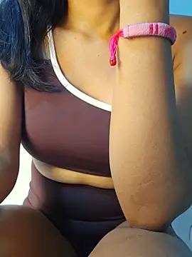 Chat +18 de _MissPompitas23_ ao vivo
