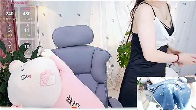 yaoyao-baby520 – Live XXX-chat