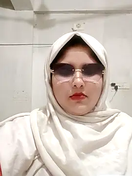 Nusrat-N's Webcam Show
