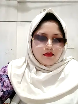 Nusrat-N 在線直播表演