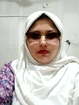 Nusrat-N's Webcam Show