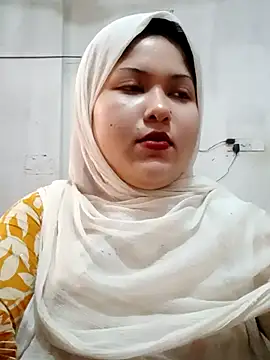 Nusrat-N Adlı Modelin Web Kamerası Şovu