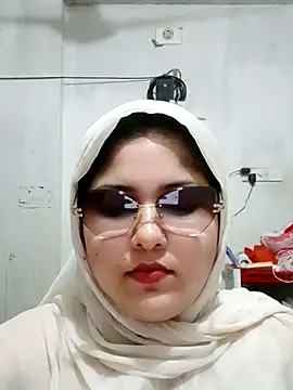 Pertunjukan Kamera Web Nusrat-N