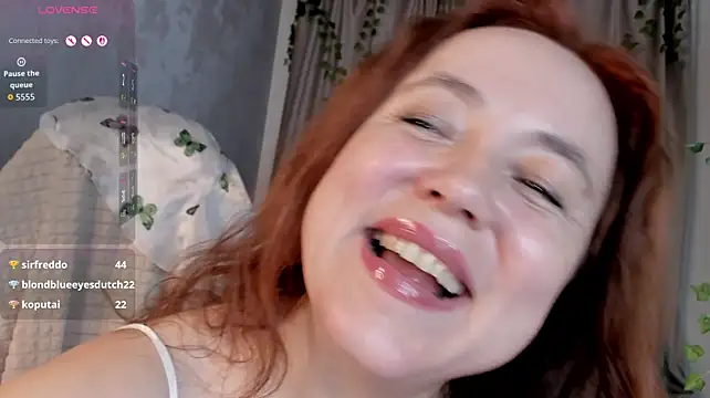Kira_Adler 现场XXX聊天