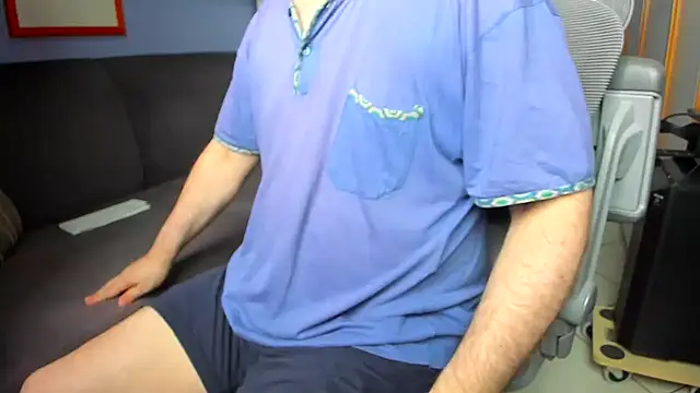 Show modela Bananagigante_strip na web-kameri
