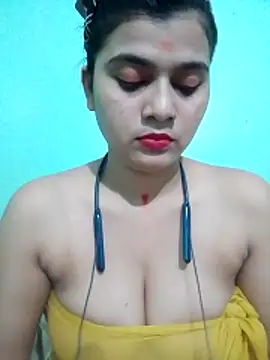 Kiara-Sharma Pertunjukan Webcam