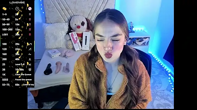 Chat +18 de Mia_Victoria22 ao vivo
