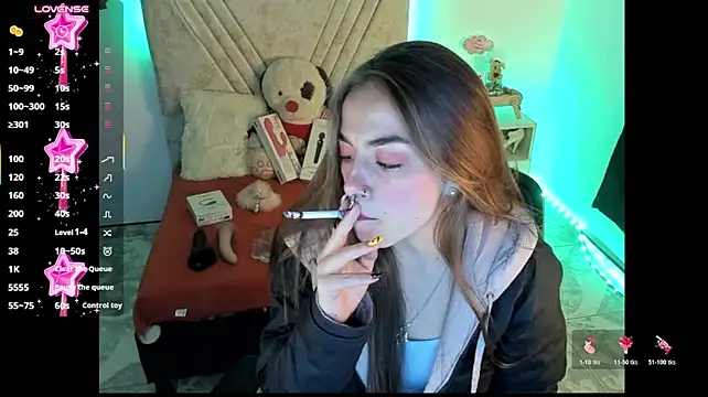 Mia_Victoria22 Adlı Modelin Canlı XXX Sohbeti