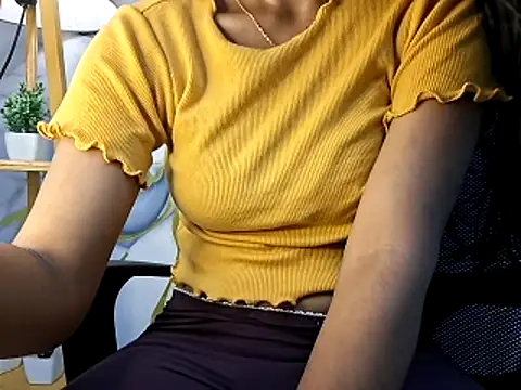 Chatroom XXX en direct de trending_tamizhachii