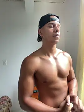 MarcoStriker Pertunjukan Webcam