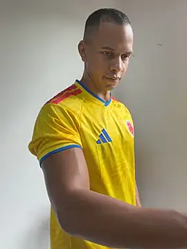 MarcoStriker Show in webcam