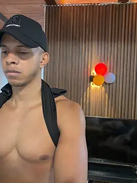 MarcoStrikerのウェブカメラショー