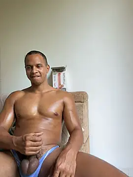 MarcoStriker – webcam-show