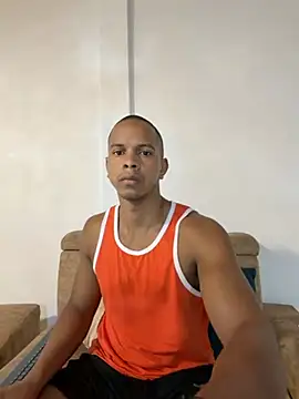 MarcoStriker Show in webcam