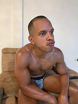 MarcoStriker Pertunjukan Webcam
