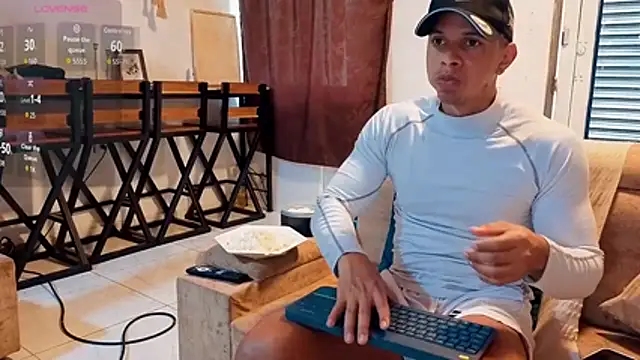 MarcoStriker Webcamshow