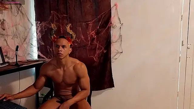 MarcoStriker's Webcam Show