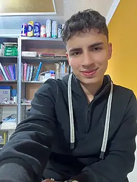 Show de AdrianRinaldi na webcam