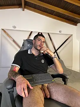 Rafael_Mendezz Show Webcam