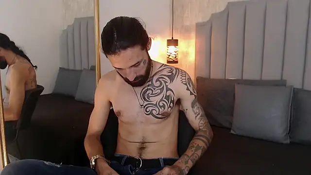 XXX chat uživo modela Hisoka_011