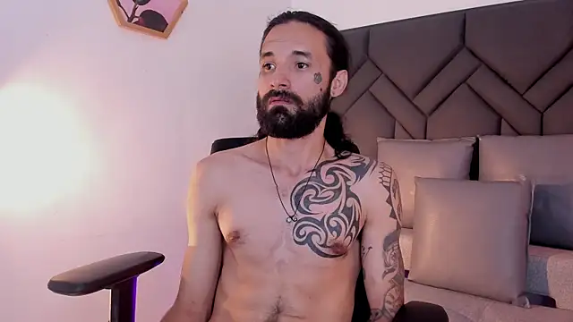 Hisoka_011's Webcam Show