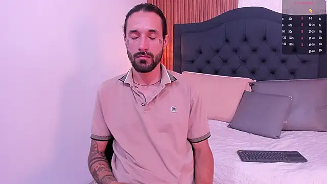 Show de Hisoka_011 na webcam