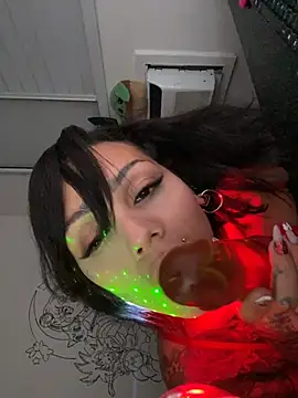 kahpoliver Adlı Modelin Canlı XXX Sohbeti