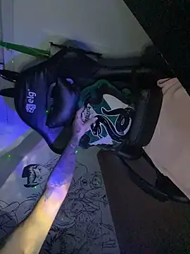 Živý XXX chat kahpoliver